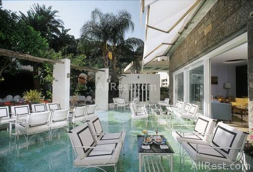 L'Albergo della Regina Isabella 53